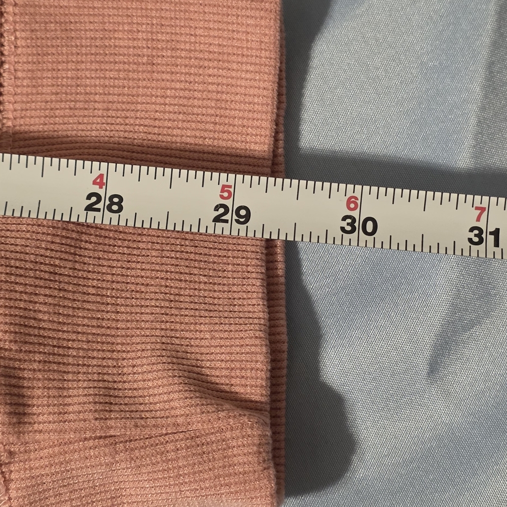 Terra & Sky Pink Crewneck with Leopard Graphic - Picture 4 of 5